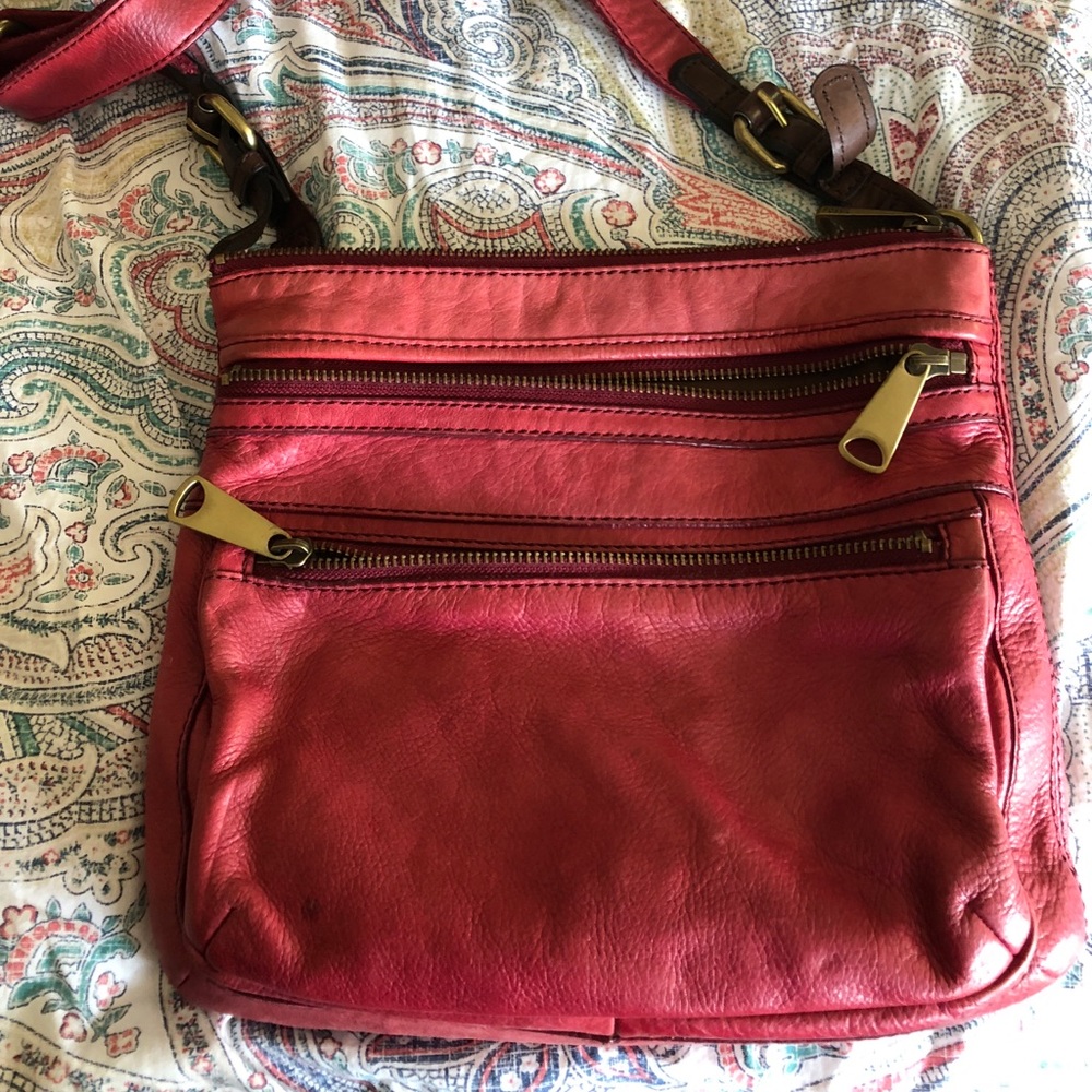 Fossil purse